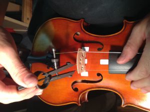 Fitted Violin Bridge 4/4,3/4,1/4,1/2,1/8-3-4 kesoto Violin Maple Bridge Violin Parts